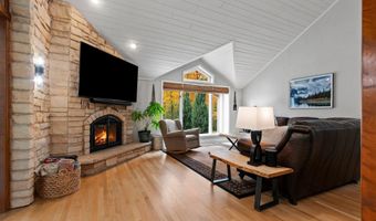 133 S PINE Ct, Appleton, WI 54914