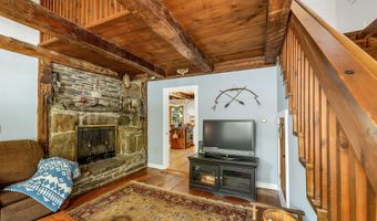 88 Harriman Hill Rd, Raymond, NH 03077