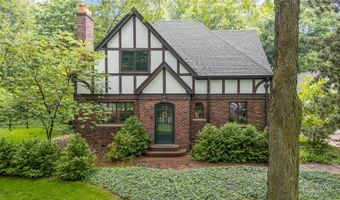 535 Forest Glen St, Ames, IA 50014