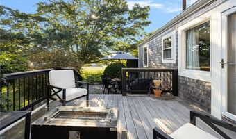 9 White Ter, Middletown, RI 02842