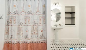 2331 S Filbert St, Allentown, PA 18103