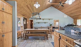 631 W N 10th St, Baxter Springs, KS 66713