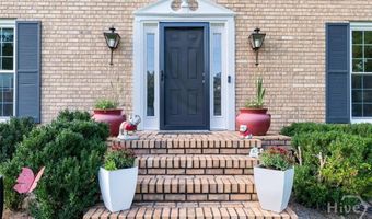 200 Clifton Dr, Athens, GA 30606