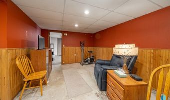 2013 E Sylvan Cir, Brandon, SD 57005