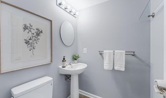 20404 TRAILS END Ter, Ashburn, VA 20147