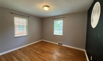 319 Lindenwood Blvd, Alton, IL 62002