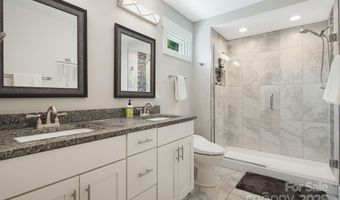 14 3rd St, Asheville, NC 28803