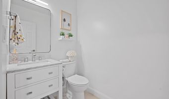 4311 MASSACHUSETTS NW, Washington, DC 20016