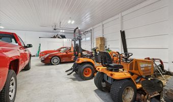 8370 Lakeview Rd, Alanson, MI 49706