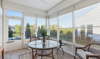 16 Raccoon Ln, Barnegat, NJ 08005