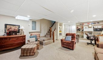 916 Audubon Pkwy, Audubon Park, KY 40213