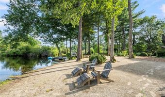 128 Vine St, Coventry, RI 02816