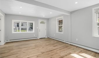 17 Padelford Ave, East Providence, RI 02915