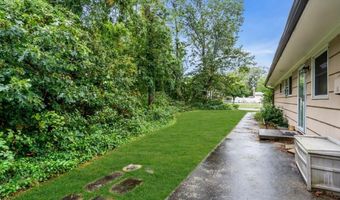 145 Spray Ave, Beachwood, NJ 08722