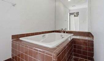 2206 Ashford Dr, Albany, GA 31721