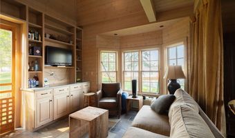 3 Manhattan, Alexandria Bay, NY 13607