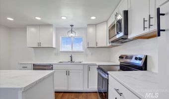 714 Walnut St, Buhl, ID 83616