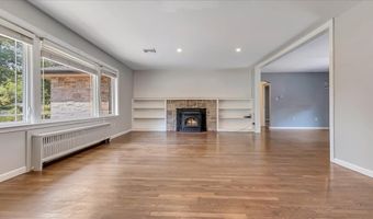 2705 W Gordon St, Allentown, PA 18104