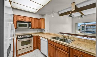 4513 Cove Dr 17, Carlsbad, CA 92008