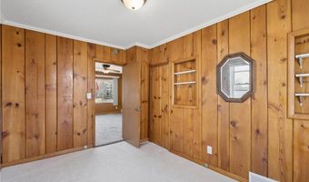 302 Benton St, Anoka, MN 55303