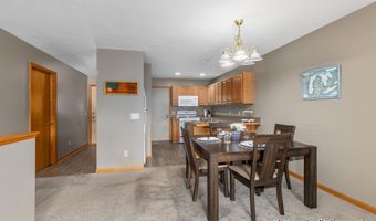 6084 Crystal Dr, Allendale, MI 49401