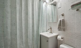 27 George St, Avenel, NJ 07001