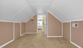 833 Lincoln St, Middletown, NJ 07748