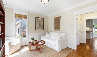 23 South St, Barrington, RI 02806