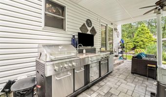 14 Teaberry Ln, Bass River, NJ 08087