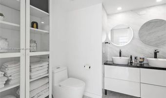 2801 NE 183rd St 1016W, Aventura, FL 33160