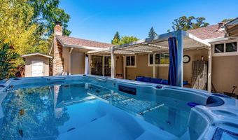 113 Sherwood Dr, Santa Rosa, CA 95405