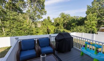 209 Curran Rd, Cumberland, RI 02864