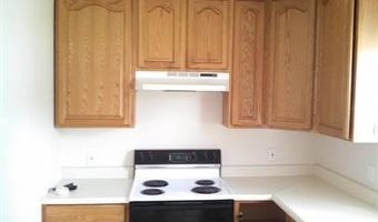 314 E University Ave, Ada, OH 45810