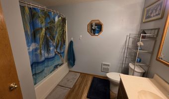 1521 E Melgaard Rd, Aberdeen, SD 57401