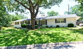 926 Sandstone Dr, Bartlesville, OK 74006