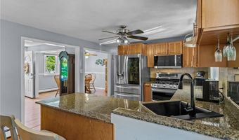 21 High Service Ave, North Providence, RI 02911