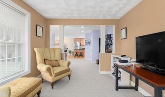 45 Saw Mill Dr 305, North Kingstown, RI 02852
