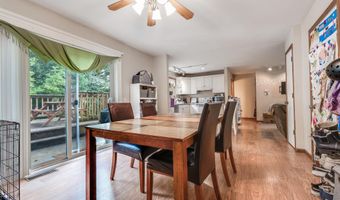 8 Westover Ct, Madison, WI 53719