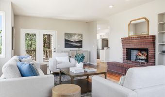 215 Piedmont Dr, Ashland, OR 97520