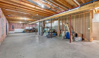 106 Distillery Ct, Bardstown, KY 40004