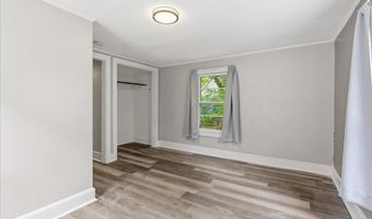 4 McGee St, Belton, SC 29627