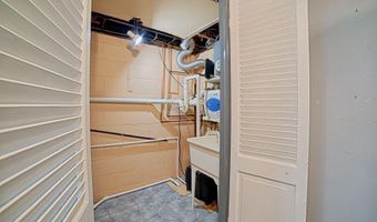 399 HILLTOP Ln, Annapolis, MD 21403