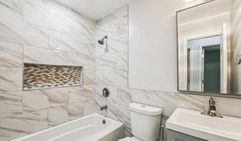 1029 COMMANDERS Way N, Annapolis, MD 21409