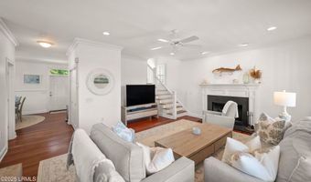 49 Holbrook Dr, Beaufort, SC 29902