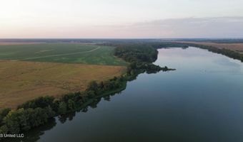 Bolivar Road, Benoit, MS 38725