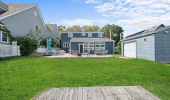 84 Lebrun Ave, Amityville, NY 11701