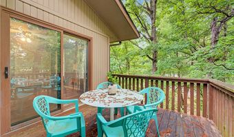 2 William Ln, Bella Vista, AR 72715