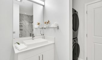 205 Maverick St U308, Boston, MA 02128