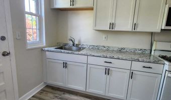 275 Texas Ave D, Bridgeport, CT 06610