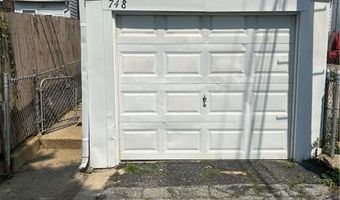 748 N 10th, Allentown, PA 18102